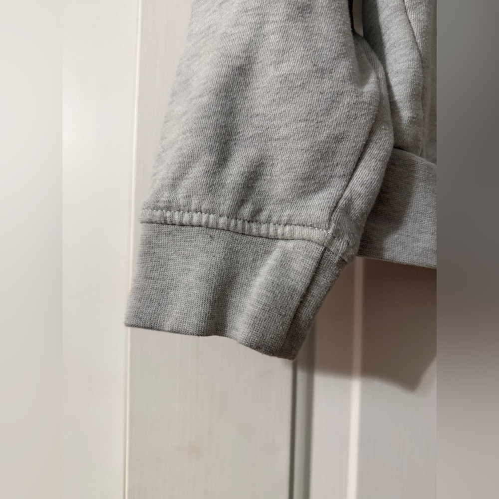 Vans Sweatshirt Womens Medium Gray Off The Wall Oversized Boxy Sweater Fleece - Picture 3 of 9